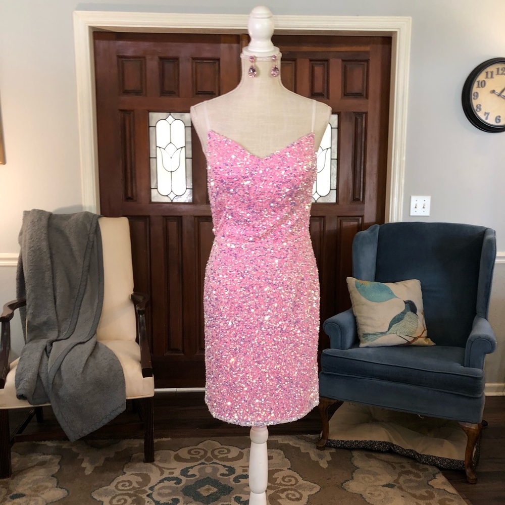 ❗️SOLD❗️Sz 8 Ashley Lauren Pink Sequin Cocktail